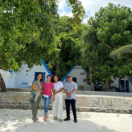 Tria Maria Cottage Ngurbloat Dış mekan fotoğraf