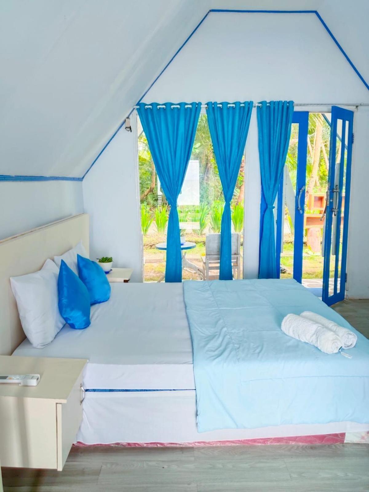 Tria Maria Cottage Ngurbloat Dış mekan fotoğraf